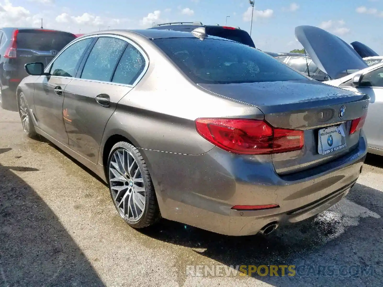 3 Photograph of a damaged car WBAJA5C55KWW09863 BMW 5 SERIES 2019