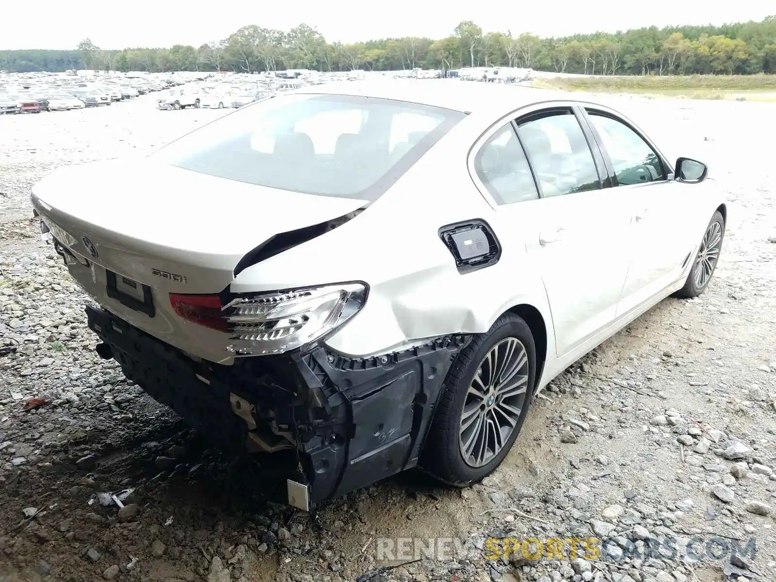 4 Photograph of a damaged car WBAJA5C55KWW18871 BMW 5 SERIES 2019