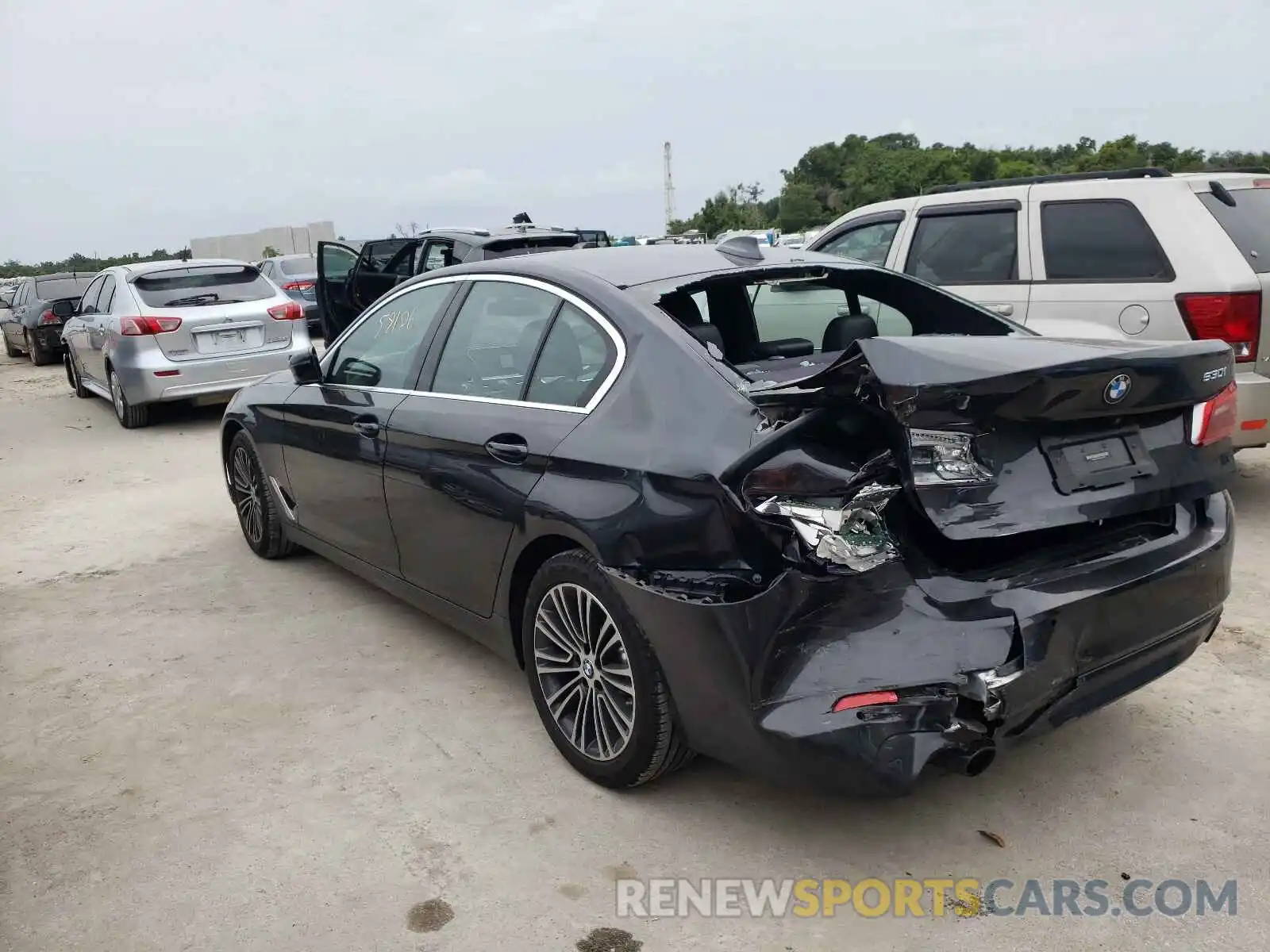 3 Photograph of a damaged car WBAJA5C56KBX86168 BMW 5 SERIES 2019