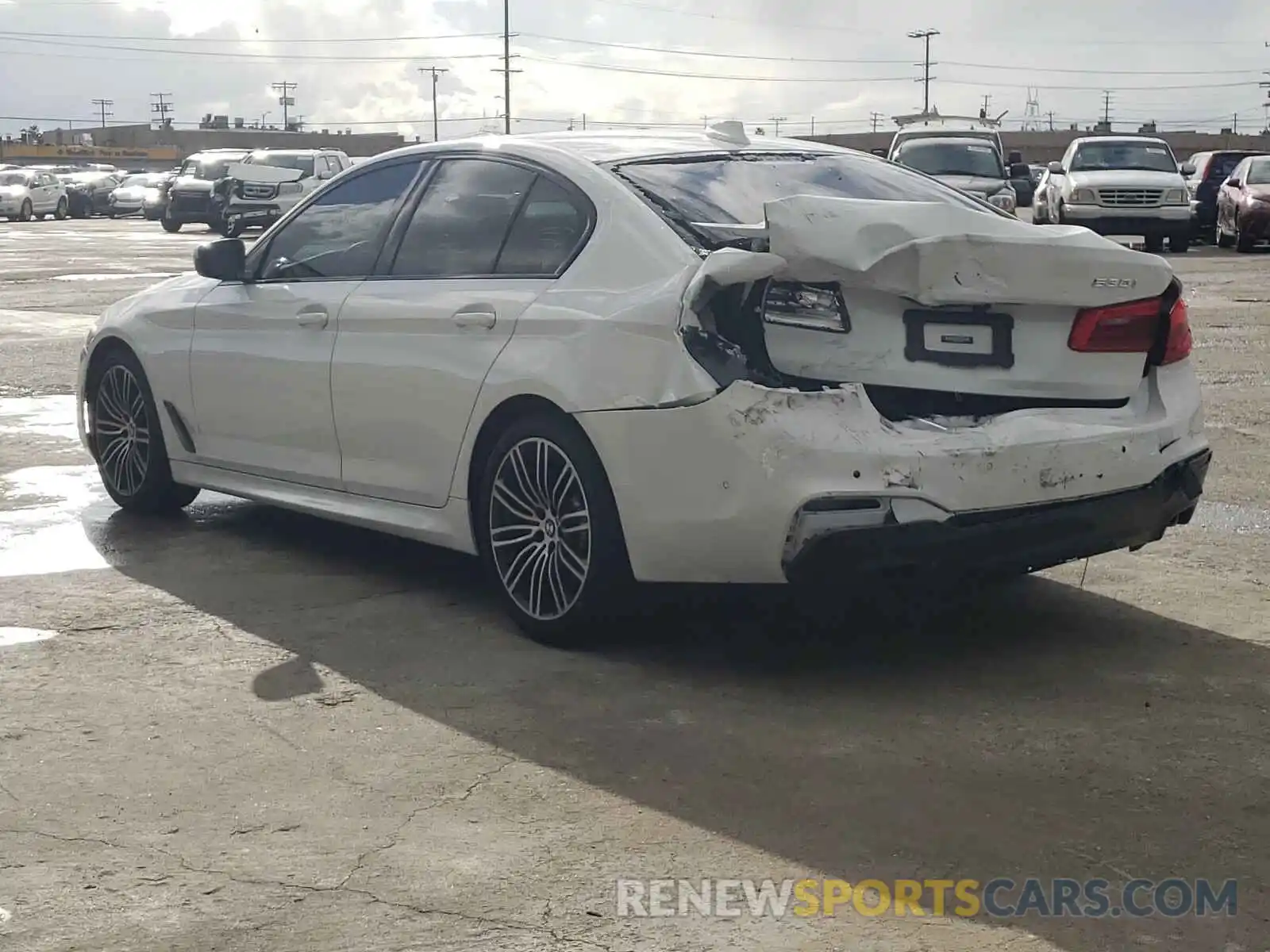 3 Фотография поврежденного автомобиля WBAJA5C56KBX87501 BMW 5 SERIES 2019