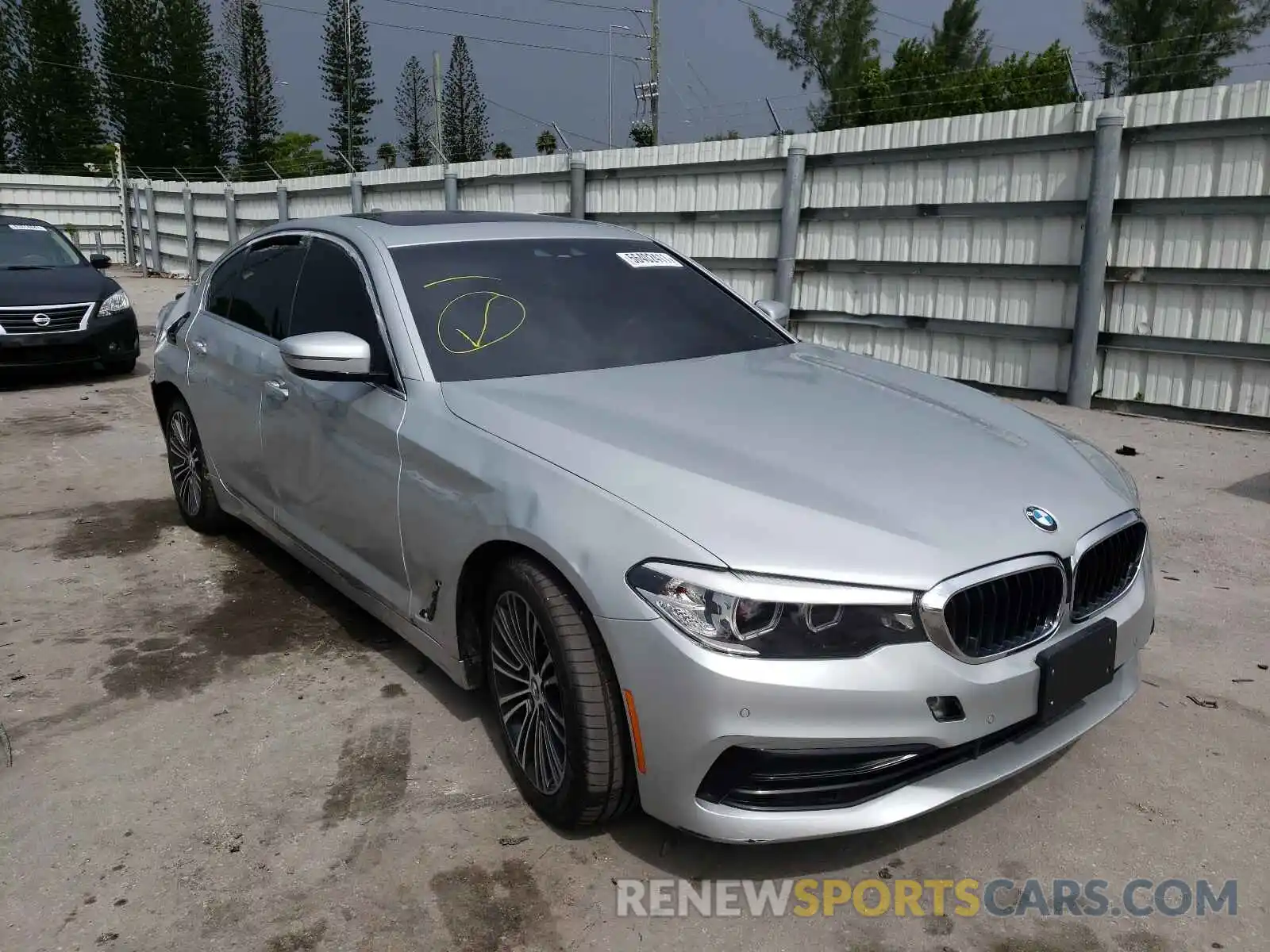 1 Фотография поврежденного автомобиля WBAJA5C56KBX87546 BMW 5 SERIES 2019