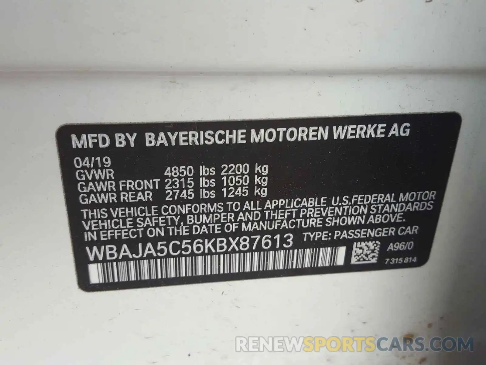 10 Фотография поврежденного автомобиля WBAJA5C56KBX87613 BMW 5 SERIES 2019