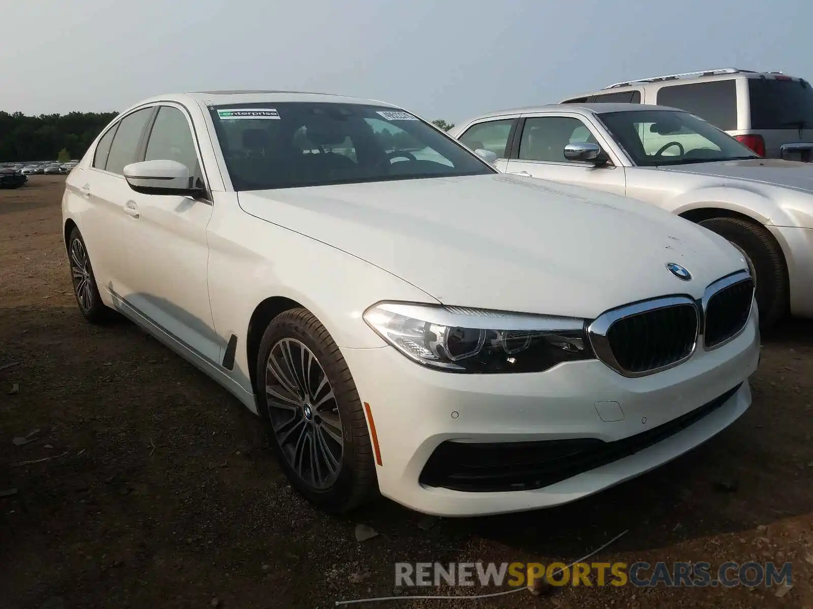 1 Фотография поврежденного автомобиля WBAJA5C56KBX88227 BMW 5 SERIES 2019