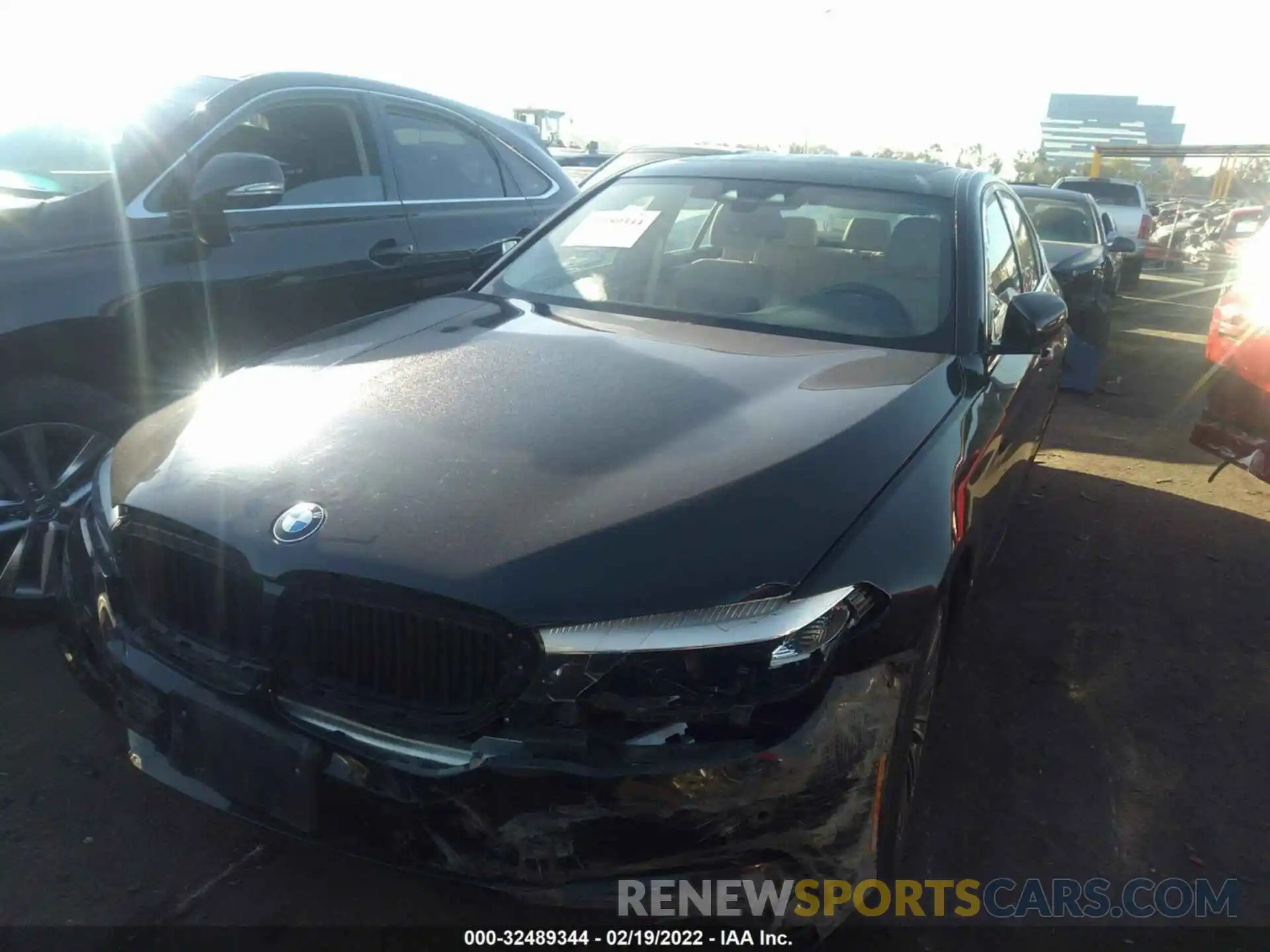 2 Photograph of a damaged car WBAJA5C56KG900446 BMW 5 SERIES 2019