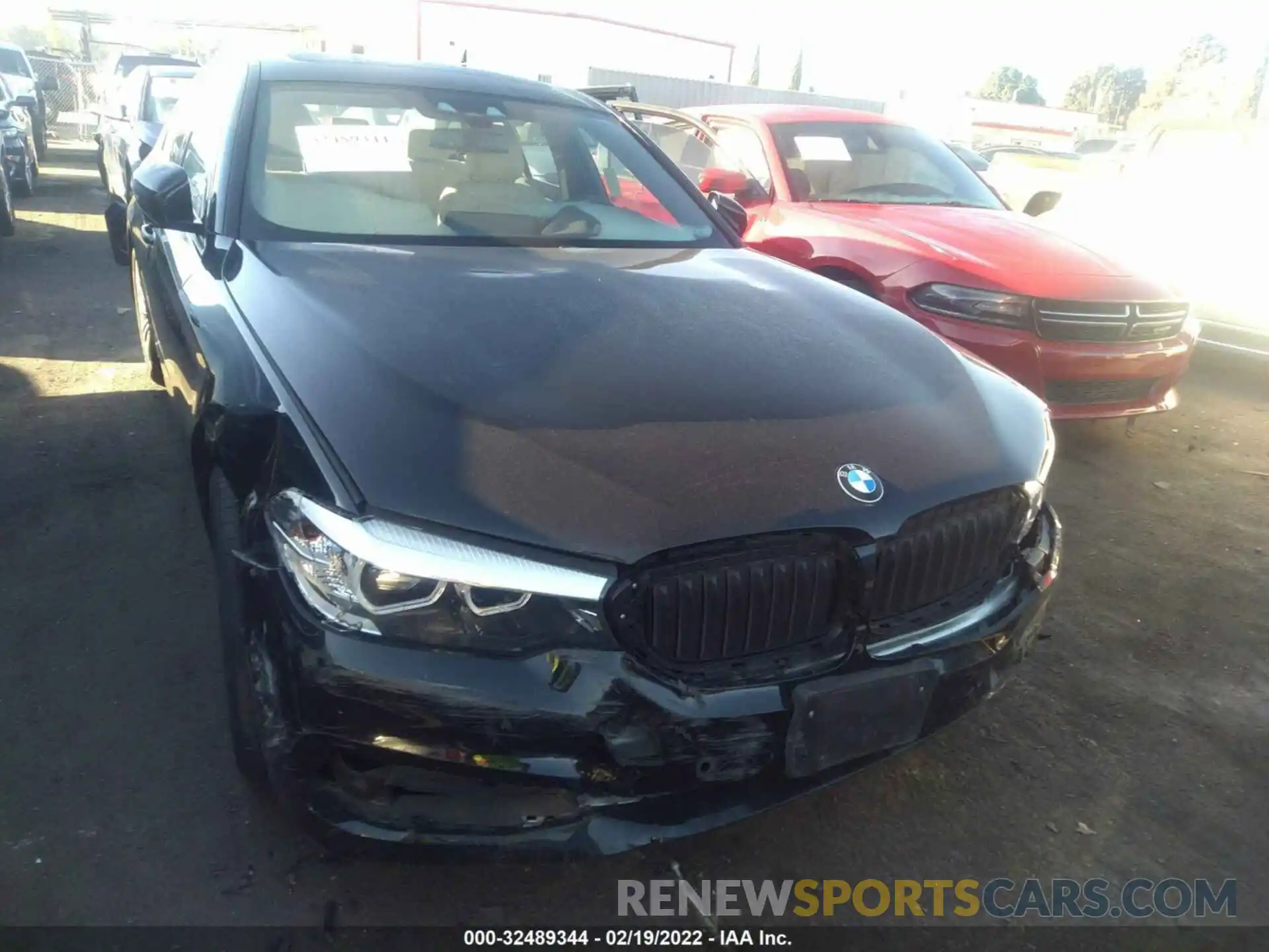 6 Photograph of a damaged car WBAJA5C56KG900446 BMW 5 SERIES 2019