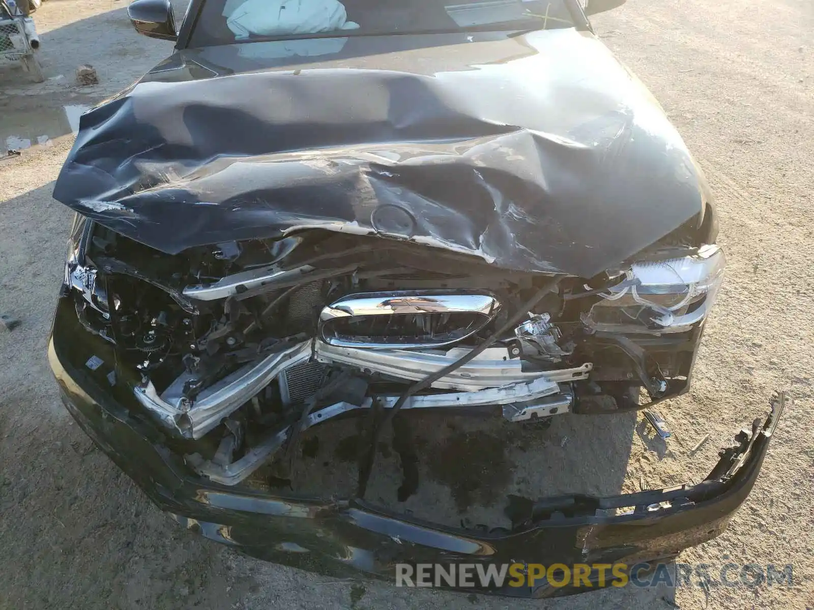 9 Photograph of a damaged car WBAJA5C56KG900589 BMW 5 SERIES 2019