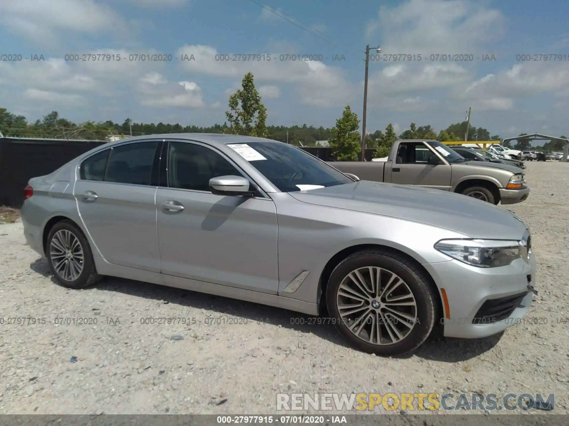 6 Фотография поврежденного автомобиля WBAJA5C56KWW07250 BMW 5 SERIES 2019