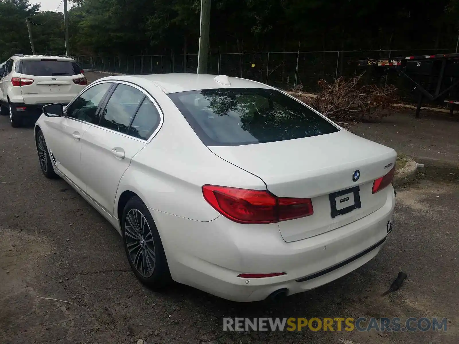 3 Photograph of a damaged car WBAJA5C56KWW21228 BMW 5 SERIES 2019