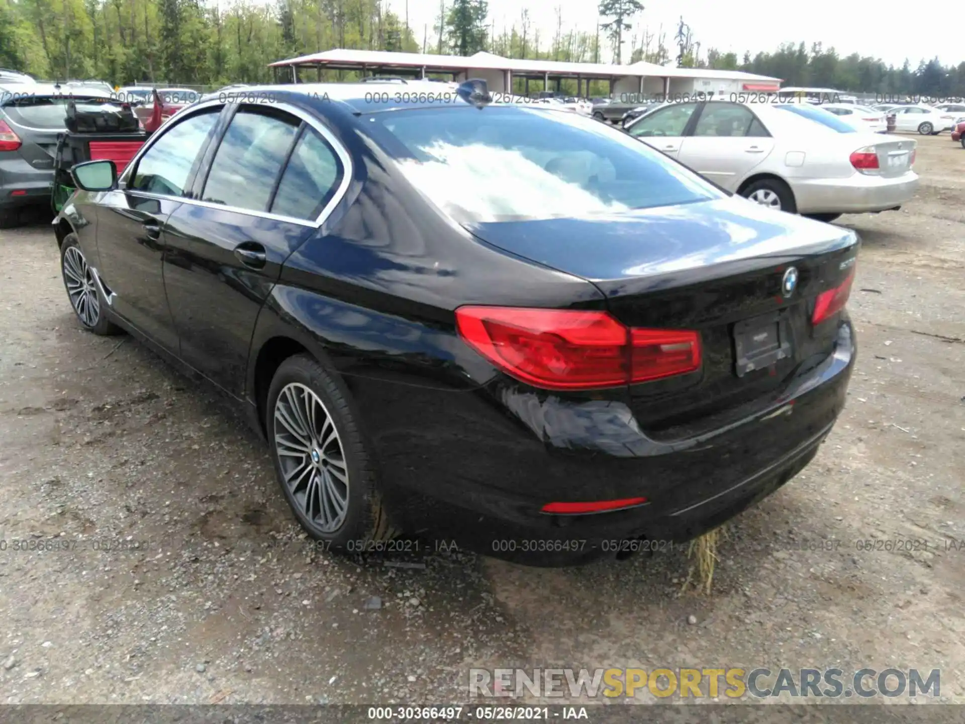 3 Фотография поврежденного автомобиля WBAJA5C56KWW38174 BMW 5 SERIES 2019