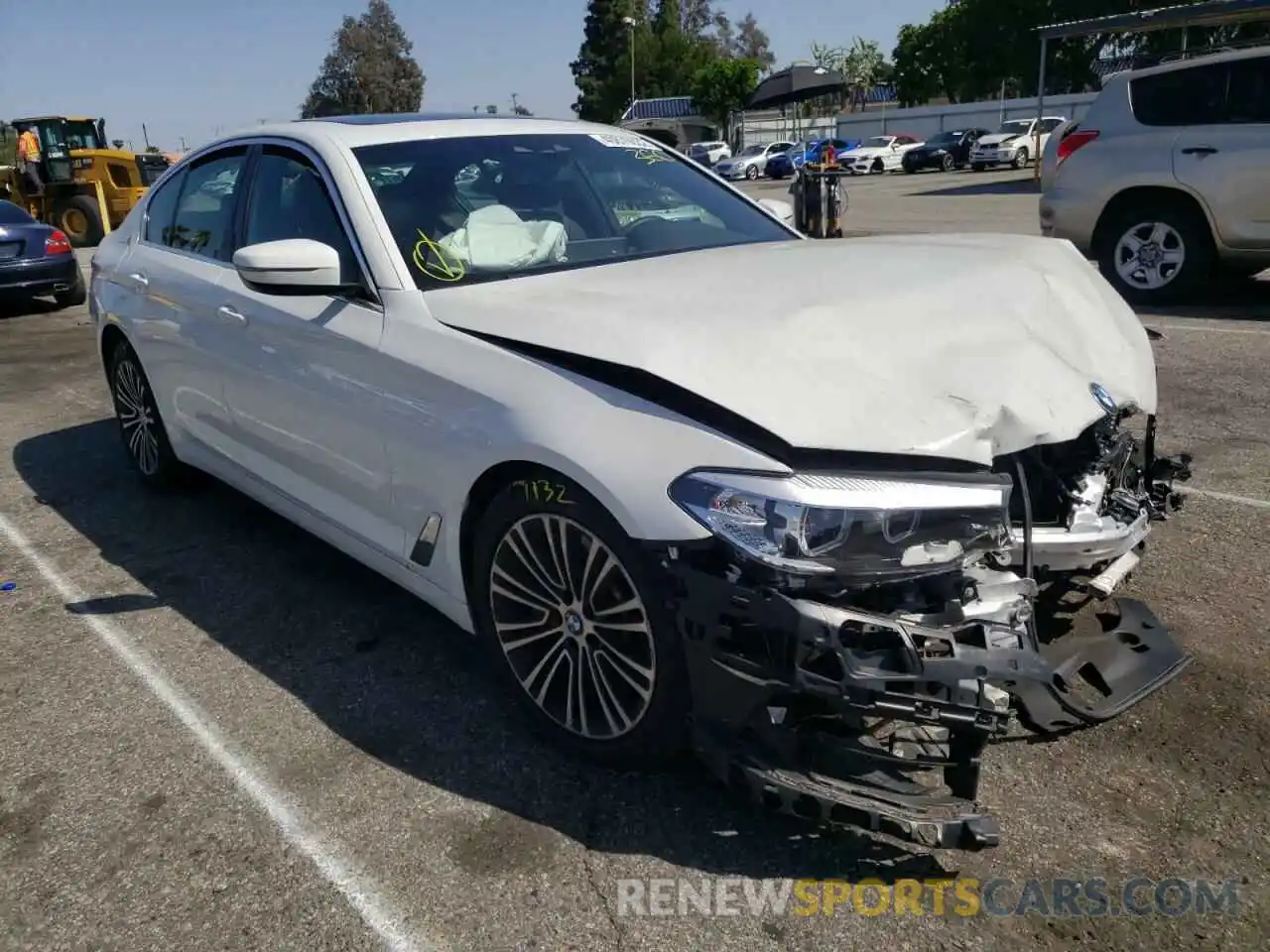 1 Photograph of a damaged car WBAJA5C56KWW48266 BMW 5 SERIES 2019