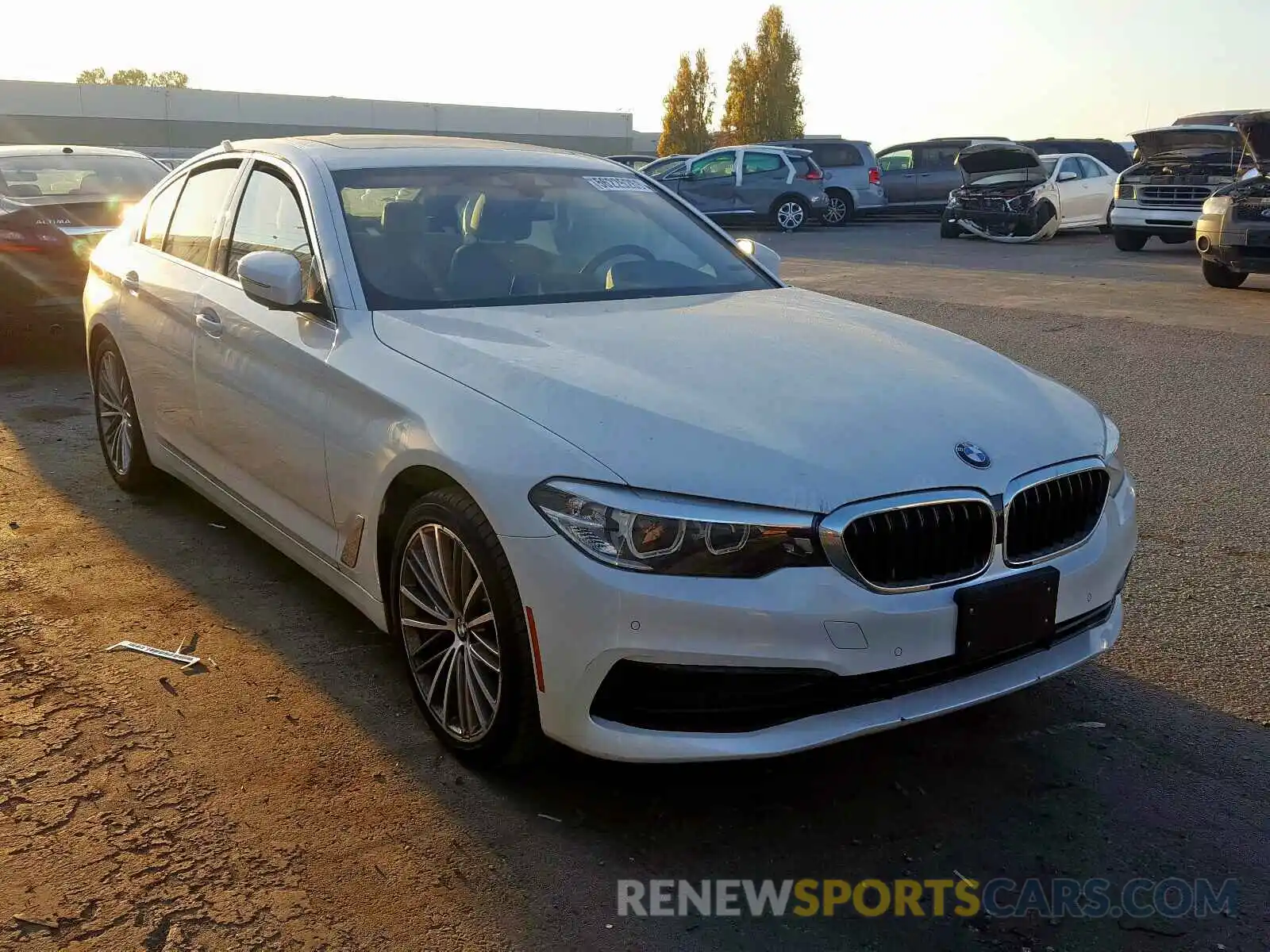 1 Photograph of a damaged car WBAJA5C57KBX86518 BMW 5 SERIES 2019