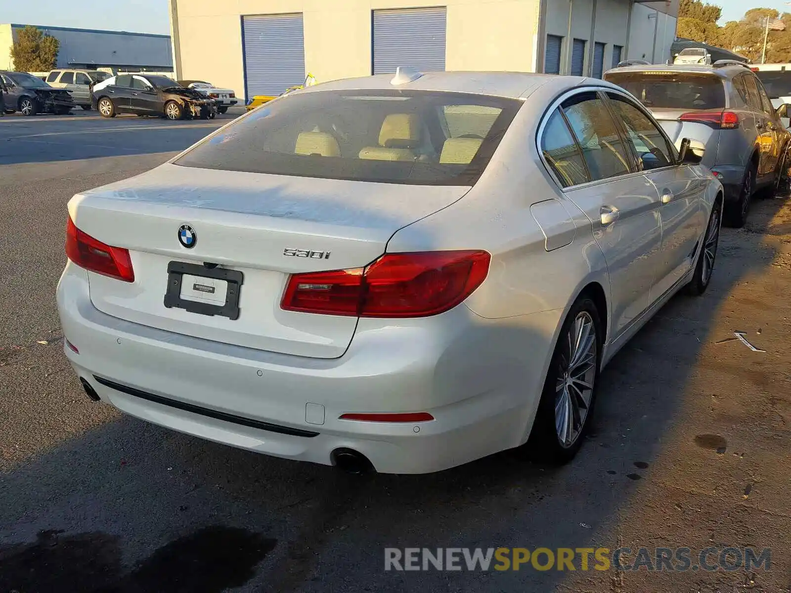 4 Photograph of a damaged car WBAJA5C57KBX86518 BMW 5 SERIES 2019