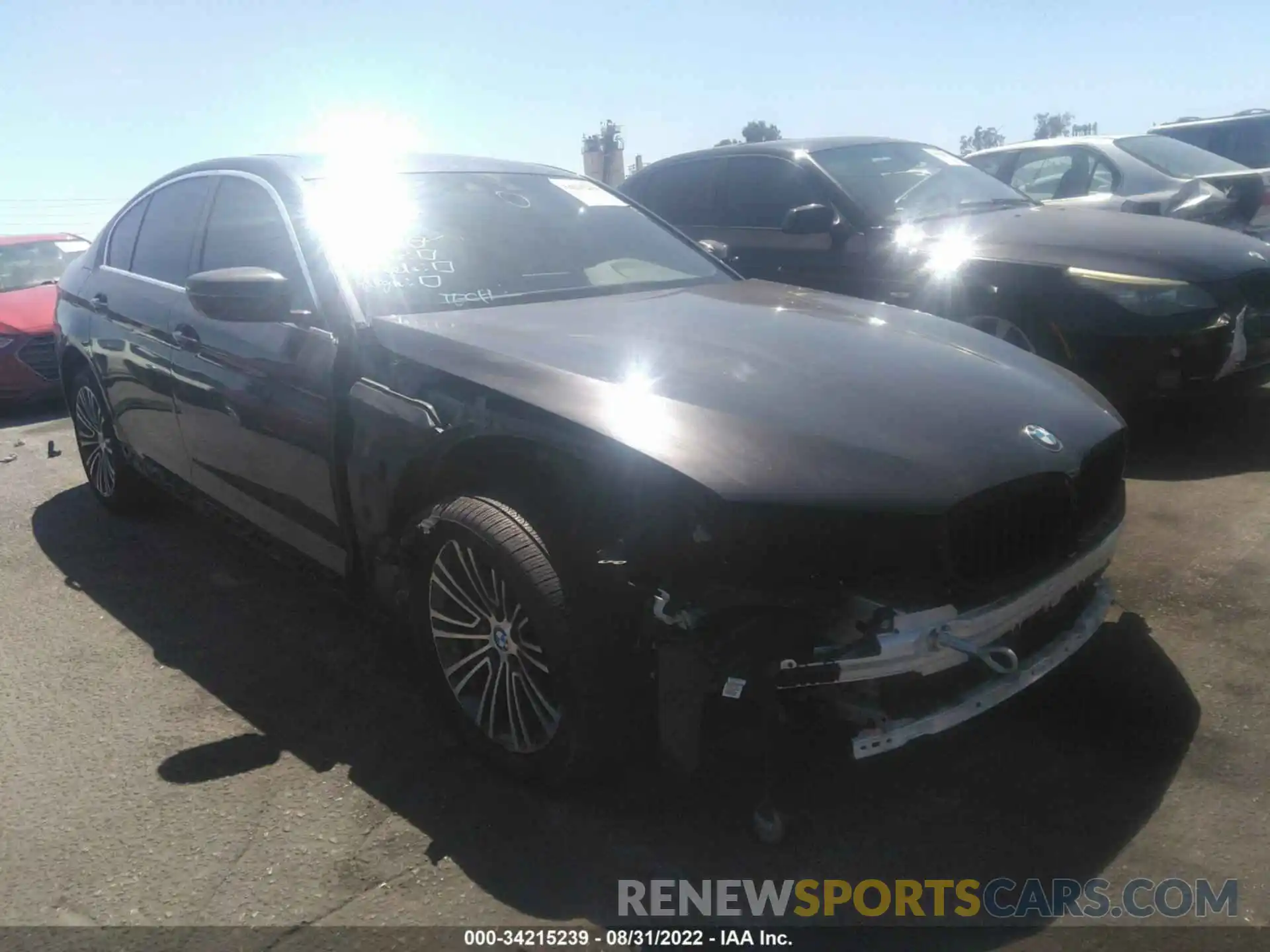 1 Photograph of a damaged car WBAJA5C57KBX86695 BMW 5 SERIES 2019