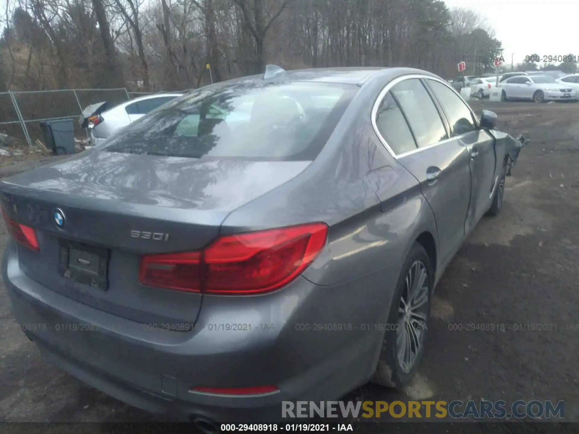 4 Photograph of a damaged car WBAJA5C57KBX87054 BMW 5 SERIES 2019