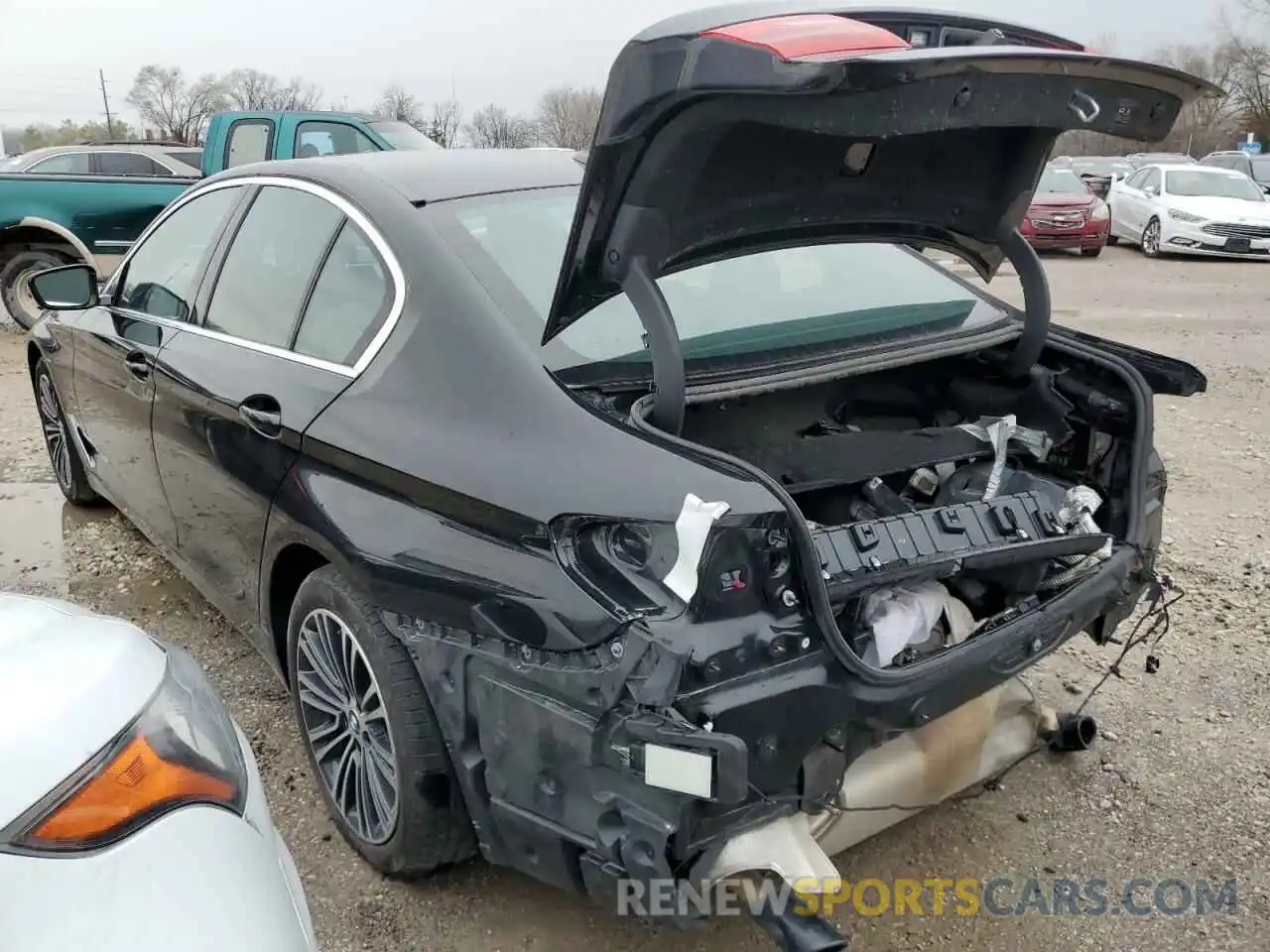 3 Photograph of a damaged car WBAJA5C57KBX88043 BMW 5 SERIES 2019