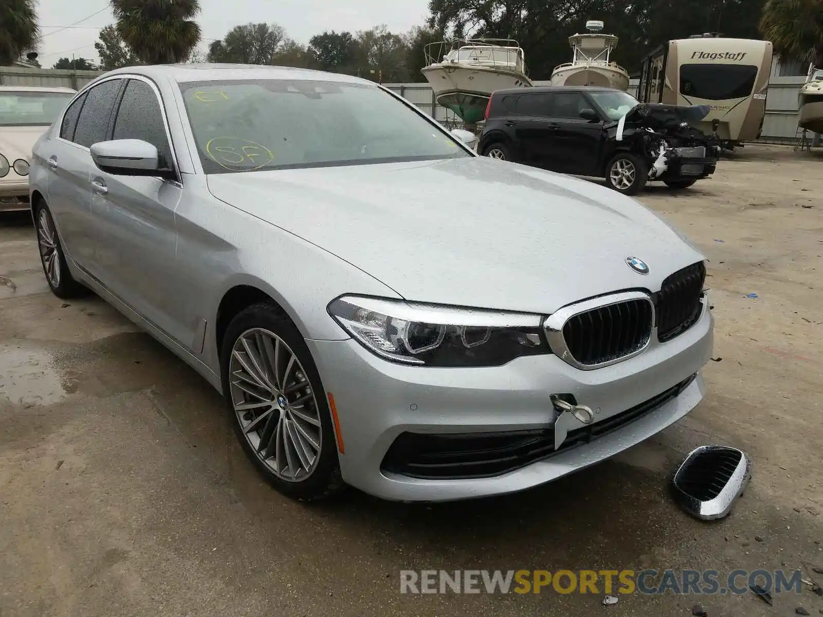 1 Photograph of a damaged car WBAJA5C57KG901184 BMW 5 SERIES 2019