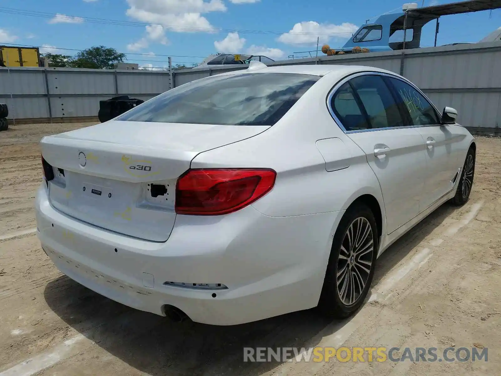 4 Photograph of a damaged car WBAJA5C57KWW07760 BMW 5 SERIES 2019