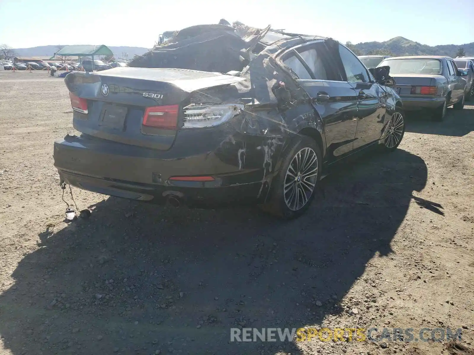 4 Фотография поврежденного автомобиля WBAJA5C57KWW16460 BMW 5 SERIES 2019
