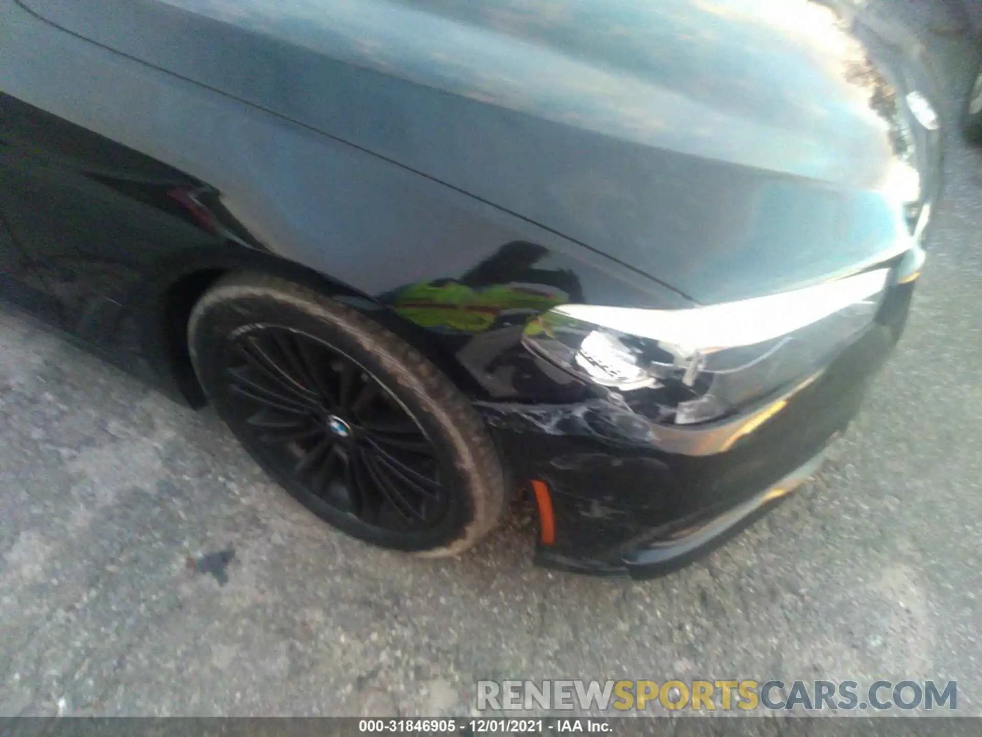 6 Photograph of a damaged car WBAJA5C57KWW18550 BMW 5 SERIES 2019