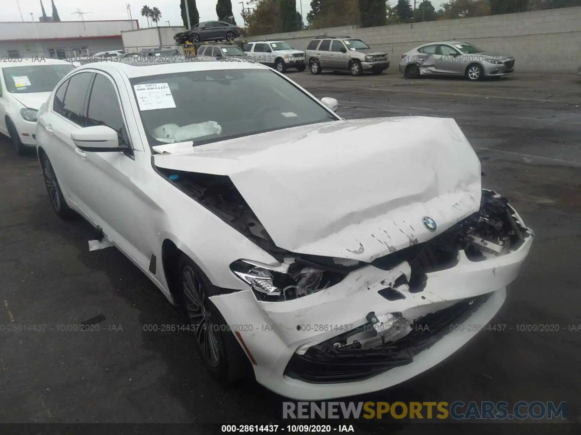 1 Photograph of a damaged car WBAJA5C57KWW38913 BMW 5 SERIES 2019