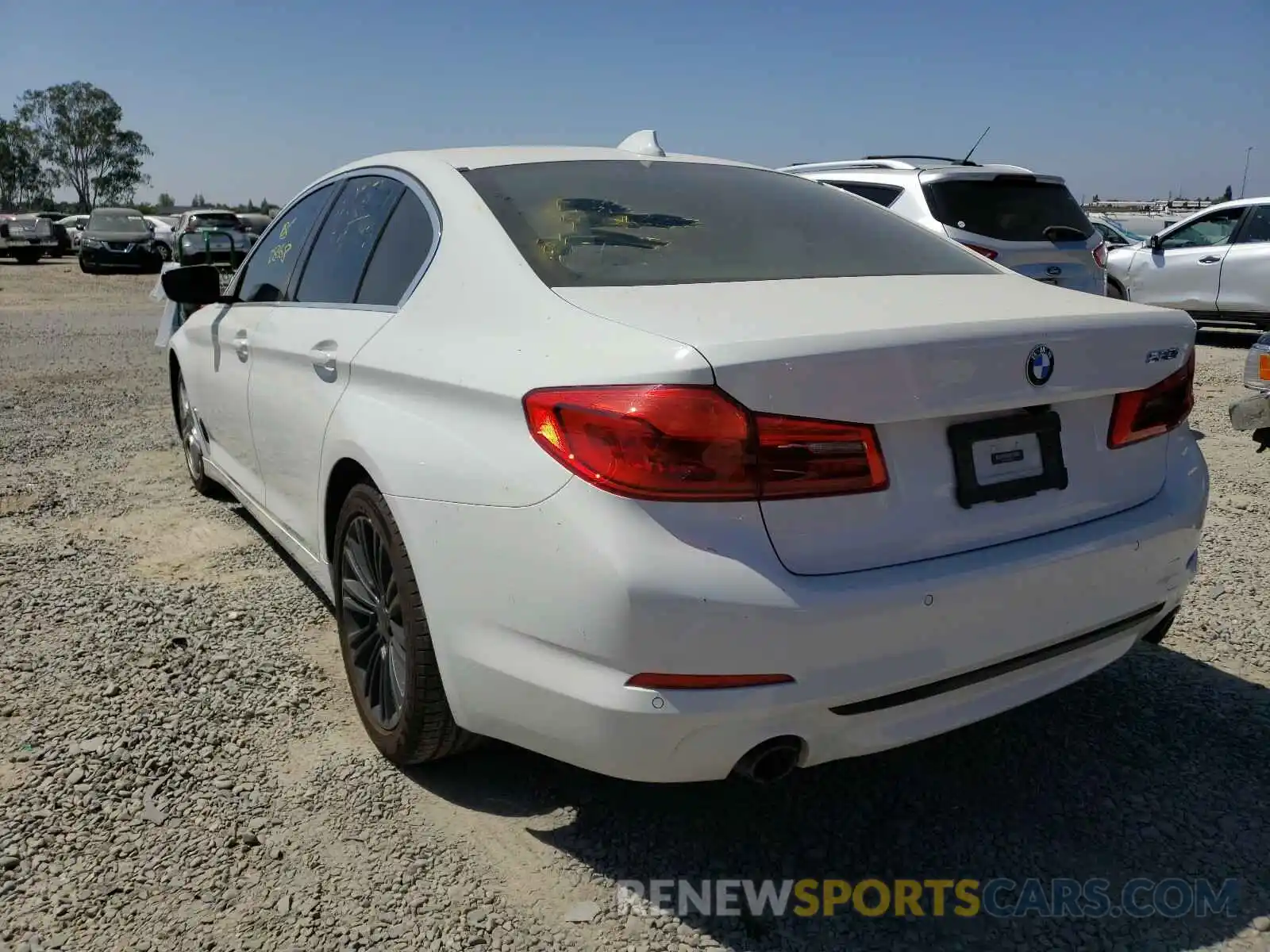 3 Фотография поврежденного автомобиля WBAJA5C58KBX86494 BMW 5 SERIES 2019