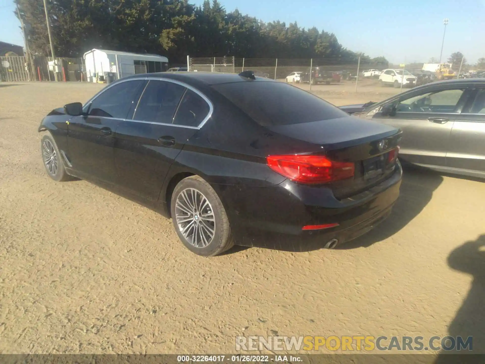 3 Photograph of a damaged car WBAJA5C58KBX86625 BMW 5 SERIES 2019