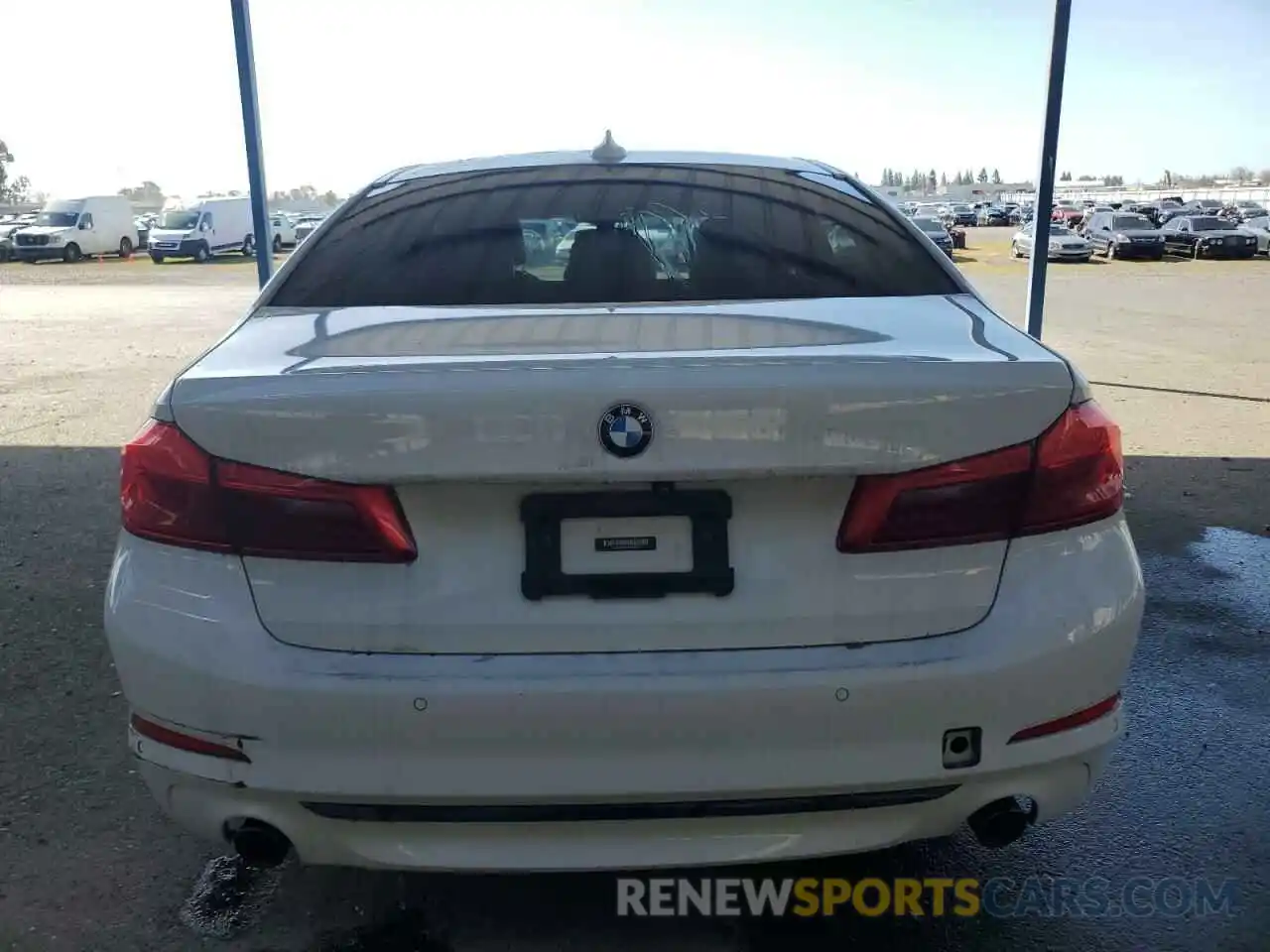 6 Photograph of a damaged car WBAJA5C58KBX86852 BMW 5 SERIES 2019