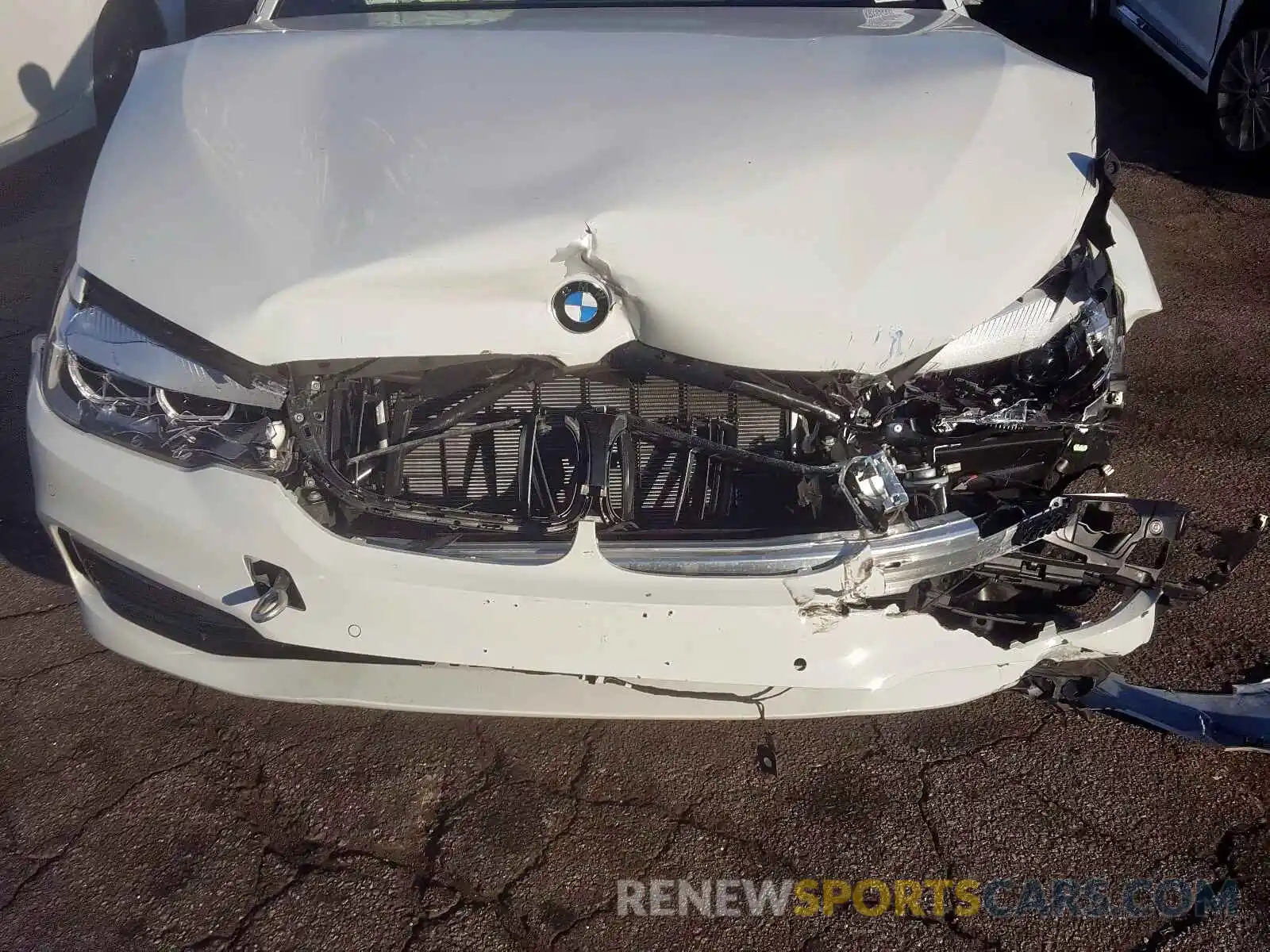 7 Photograph of a damaged car WBAJA5C58KBX87550 BMW 5 SERIES 2019