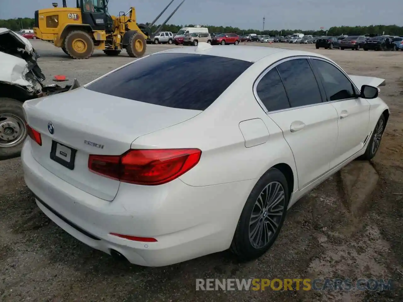 4 Photograph of a damaged car WBAJA5C58KWW09257 BMW 5 SERIES 2019