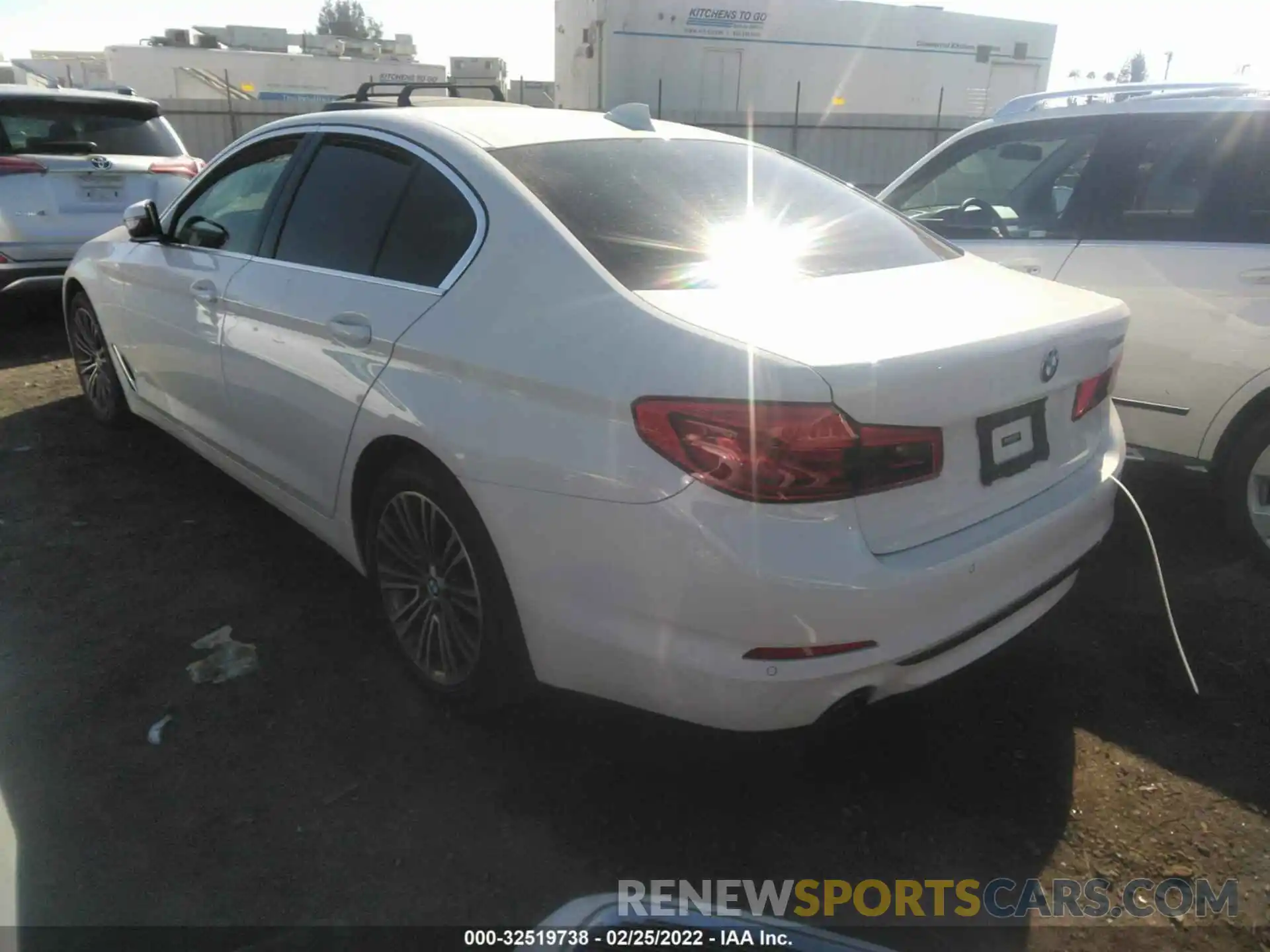 3 Photograph of a damaged car WBAJA5C58KWW09470 BMW 5 SERIES 2019