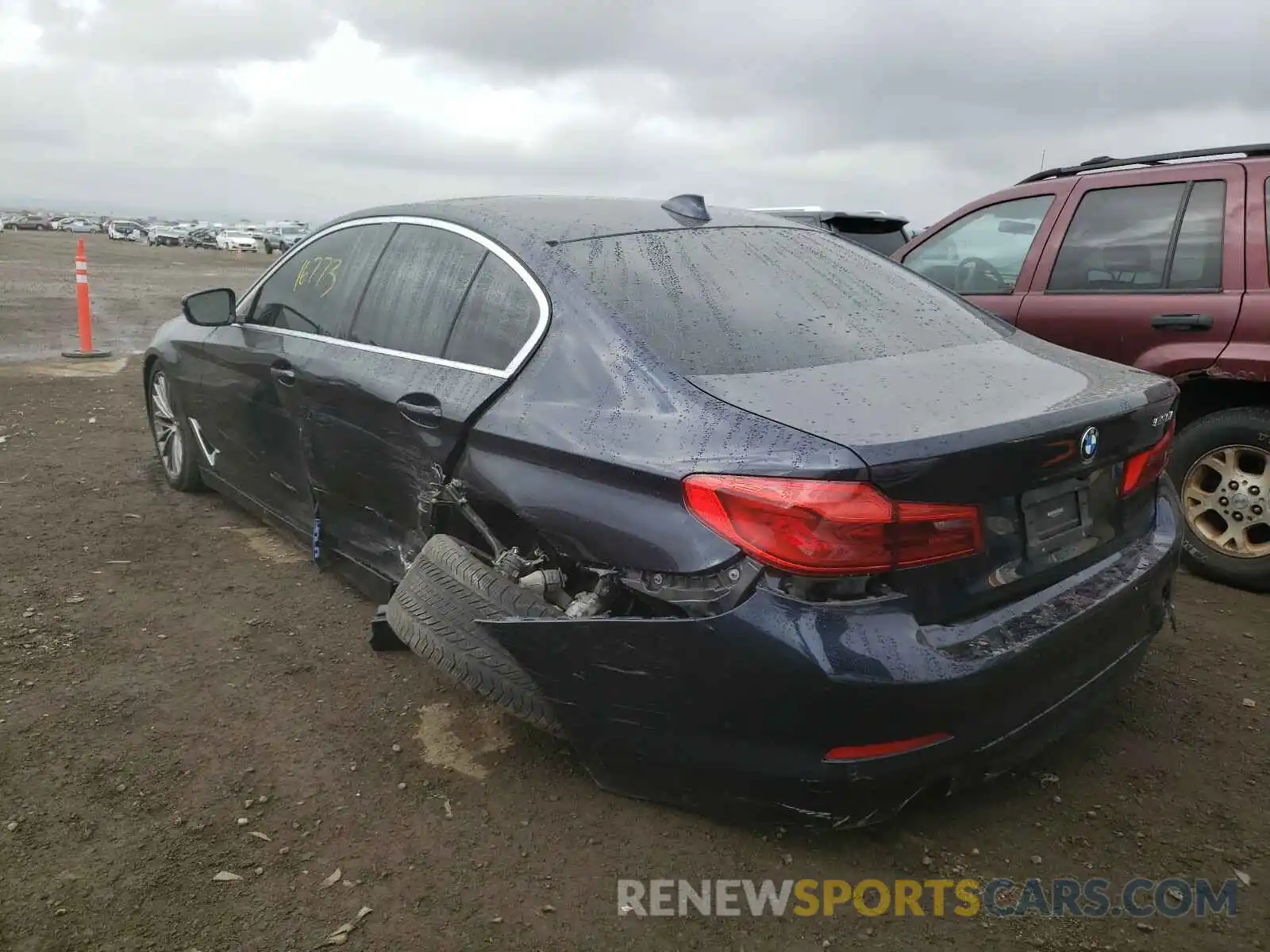 3 Photograph of a damaged car WBAJA5C58KWW28391 BMW 5 SERIES 2019