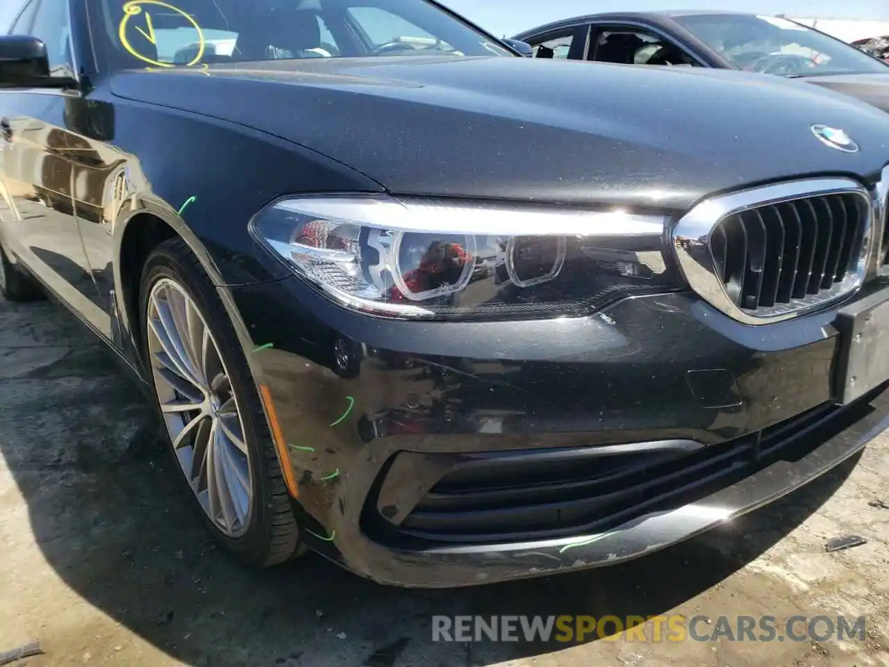 9 Photograph of a damaged car WBAJA5C59KBX86438 BMW 5 SERIES 2019