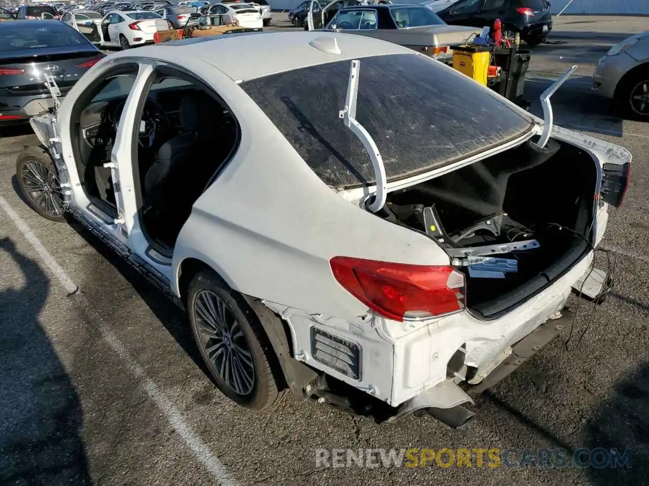 3 Photograph of a damaged car WBAJA5C59KBX87007 BMW 5 SERIES 2019