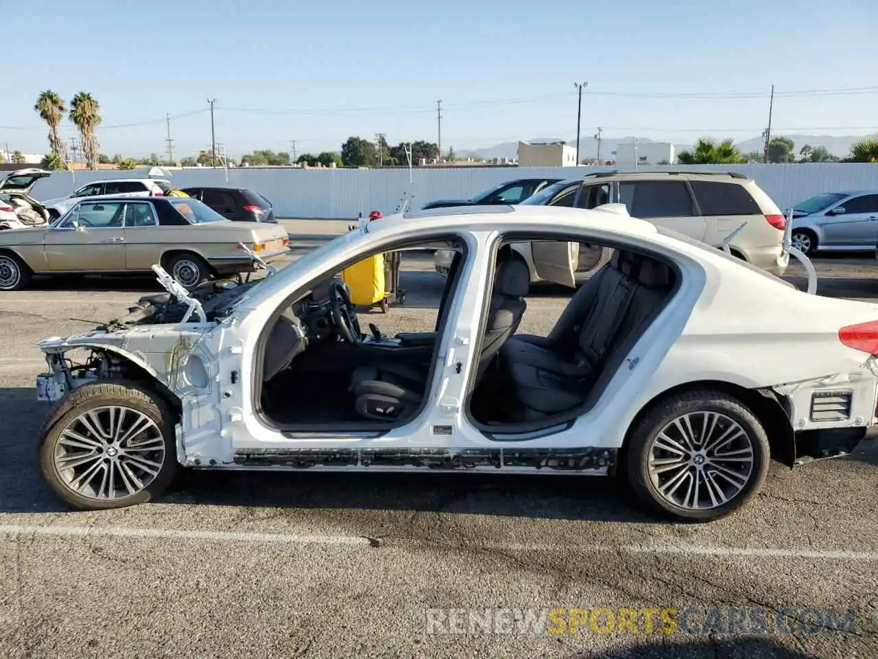 9 Photograph of a damaged car WBAJA5C59KBX87007 BMW 5 SERIES 2019