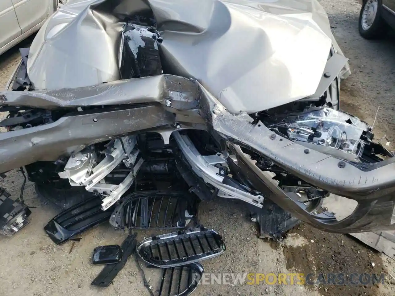 7 Фотография поврежденного автомобиля WBAJA5C59KBX87721 BMW 5 SERIES 2019