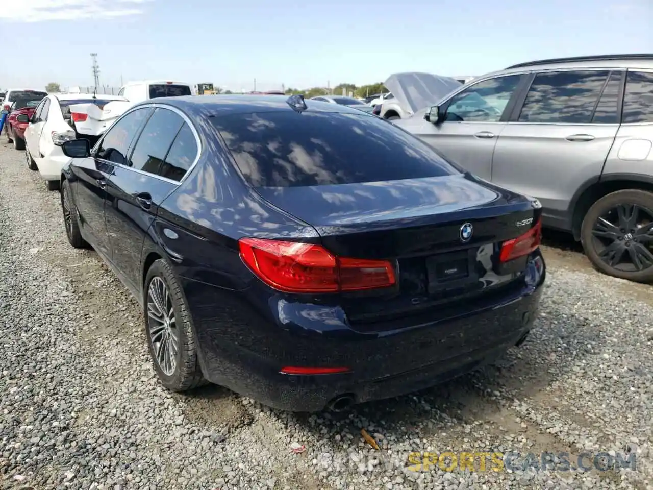 3 Фотография поврежденного автомобиля WBAJA5C59KBX88075 BMW 5 SERIES 2019