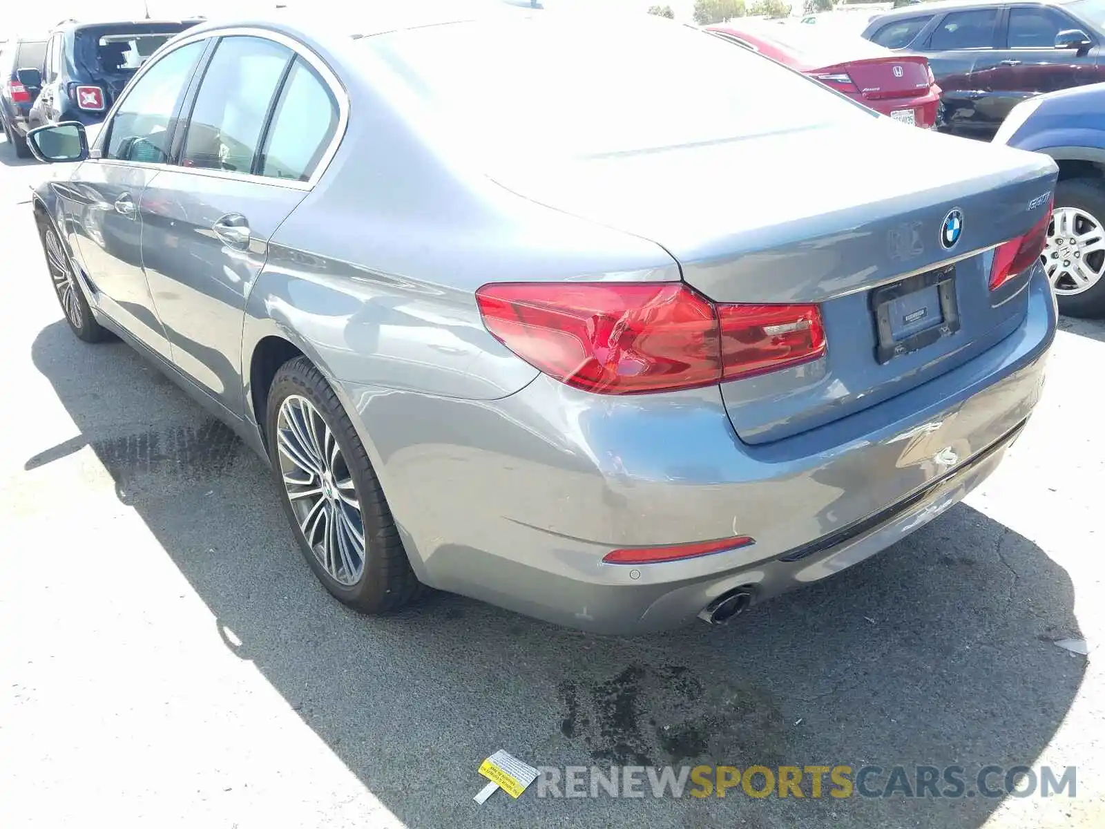 3 Photograph of a damaged car WBAJA5C59KBX88125 BMW 5 SERIES 2019