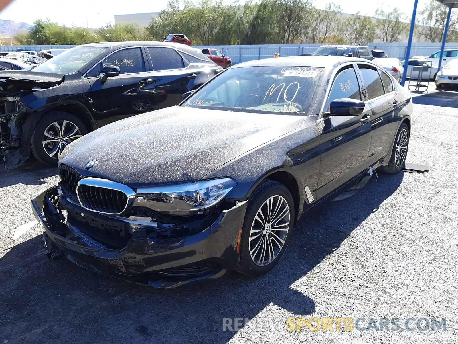 2 Photograph of a damaged car WBAJA5C59KG900604 BMW 5 SERIES 2019