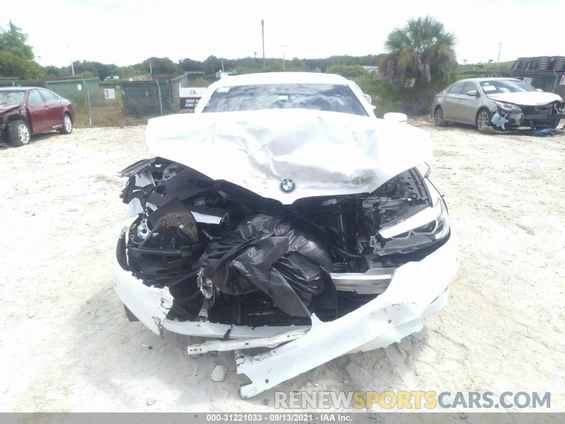 6 Photograph of a damaged car WBAJA5C59KG901204 BMW 5 SERIES 2019