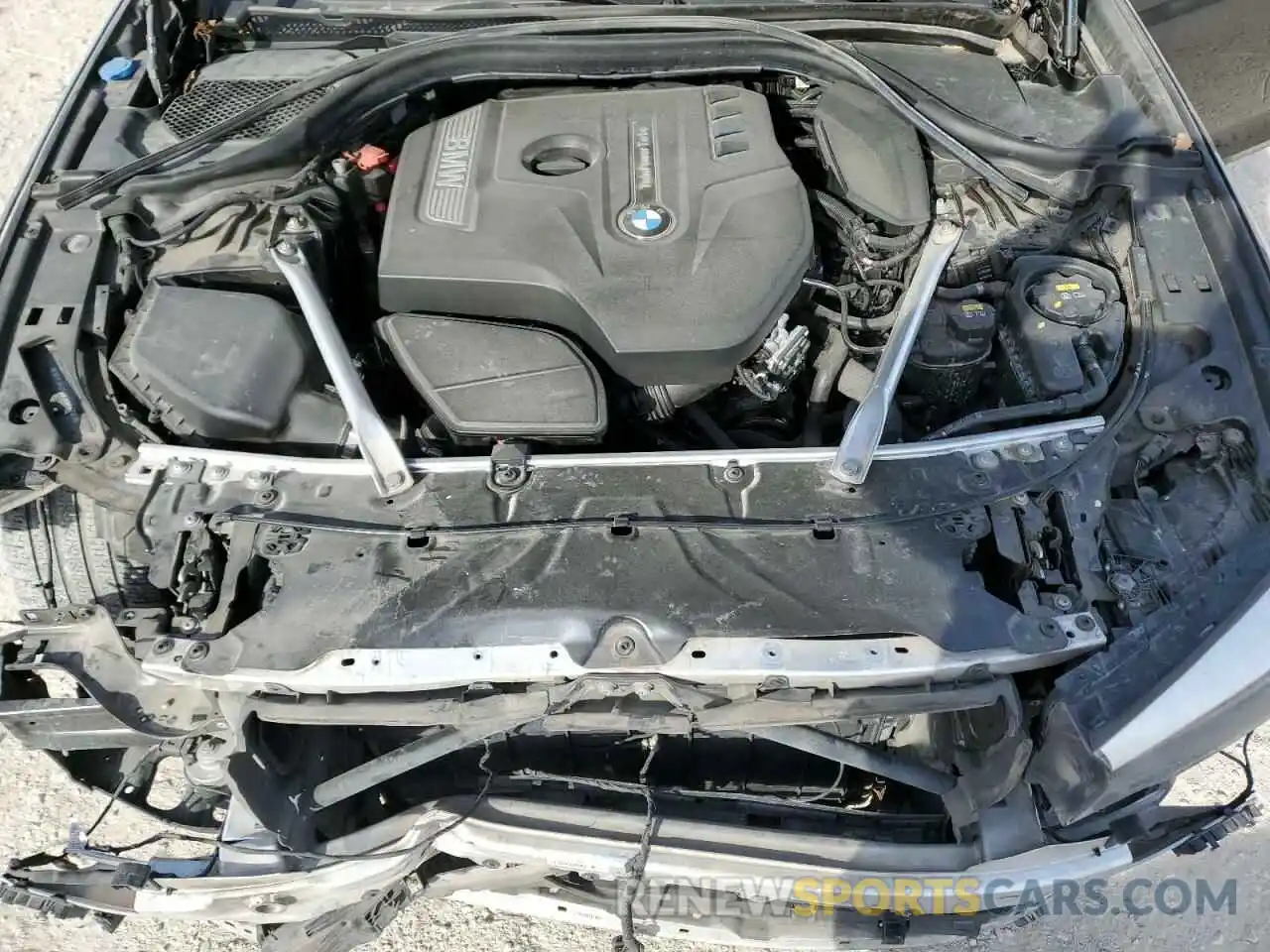 11 Photograph of a damaged car WBAJA5C59KWW04780 BMW 5 SERIES 2019