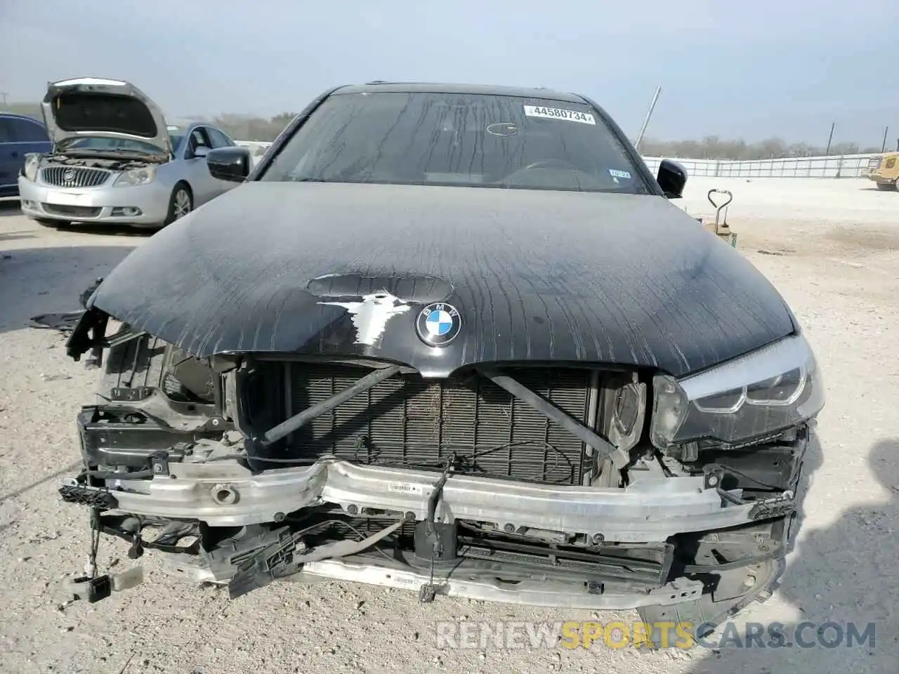 5 Photograph of a damaged car WBAJA5C59KWW04780 BMW 5 SERIES 2019