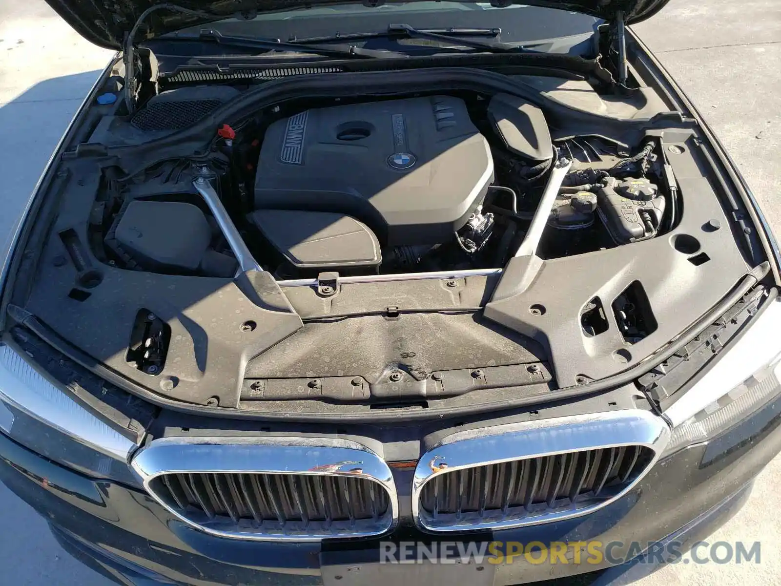 7 Фотография поврежденного автомобиля WBAJA5C59KWW08490 BMW 5 SERIES 2019