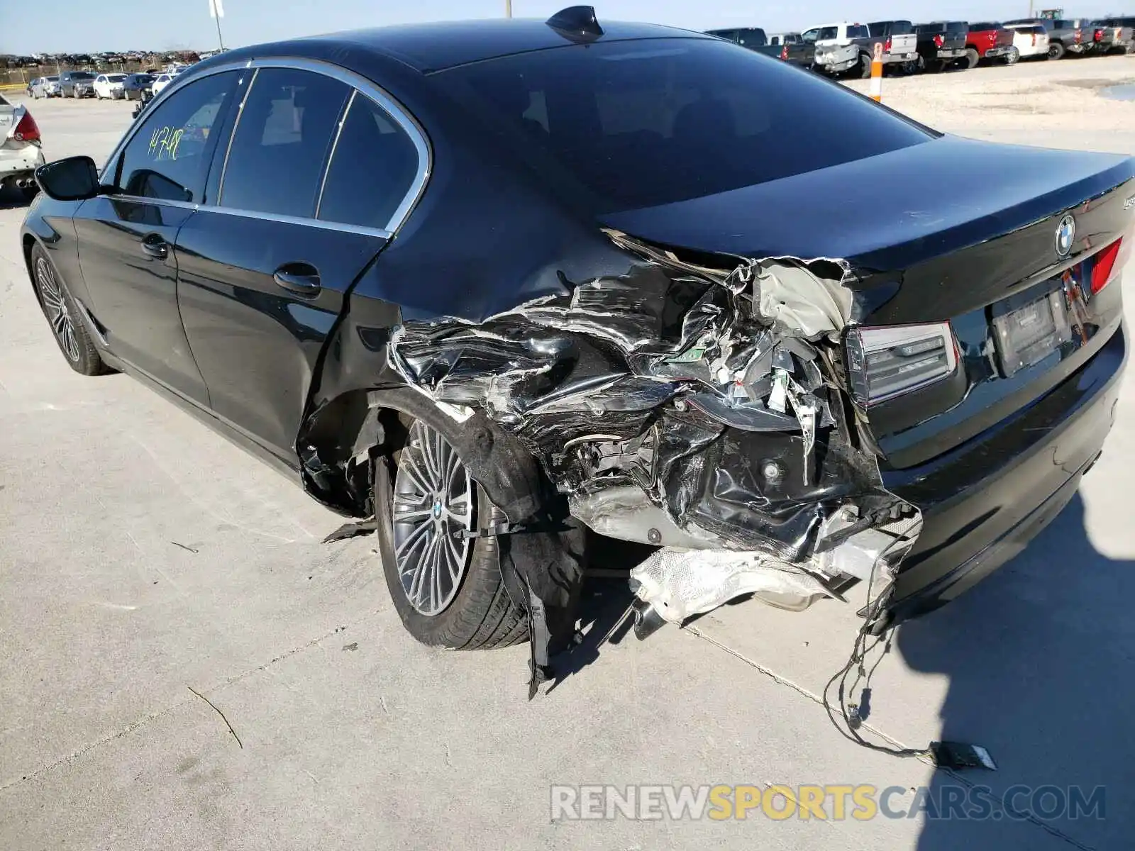 9 Фотография поврежденного автомобиля WBAJA5C59KWW08490 BMW 5 SERIES 2019