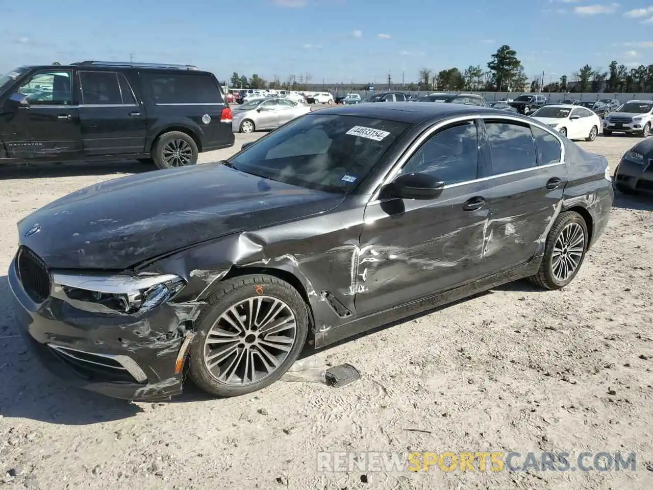 1 Photograph of a damaged car WBAJA5C59KWW30635 BMW 5 SERIES 2019