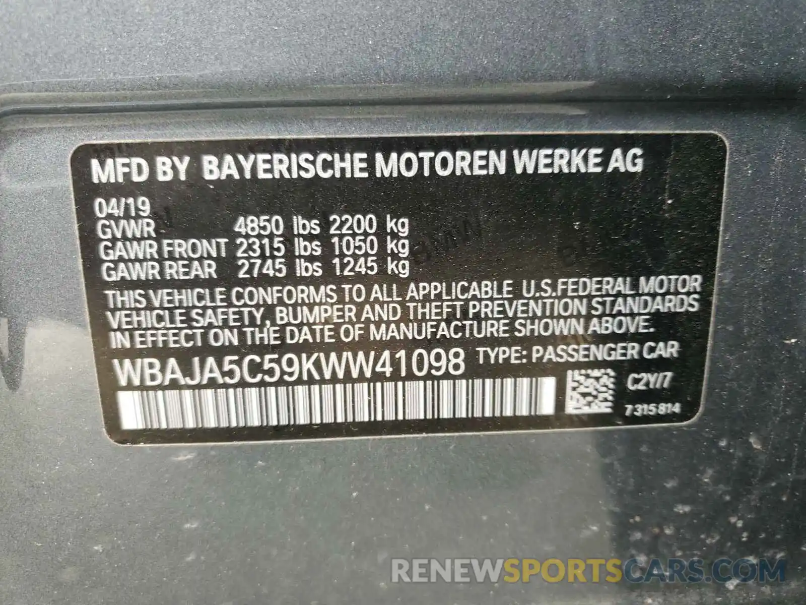 10 Photograph of a damaged car WBAJA5C59KWW41098 BMW 5 SERIES 2019