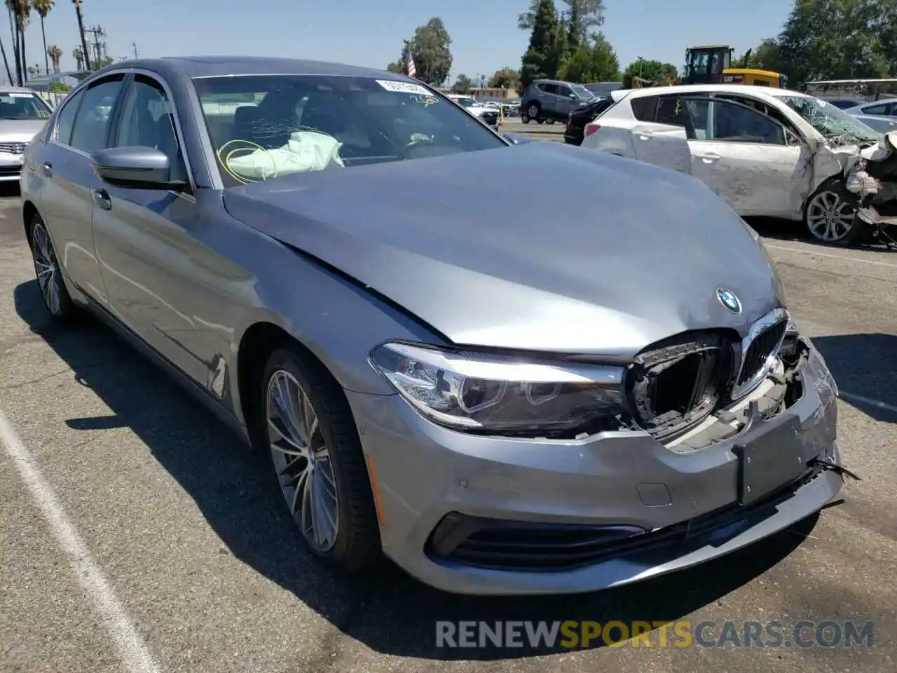 1 Photograph of a damaged car WBAJA5C59KWW49654 BMW 5 SERIES 2019