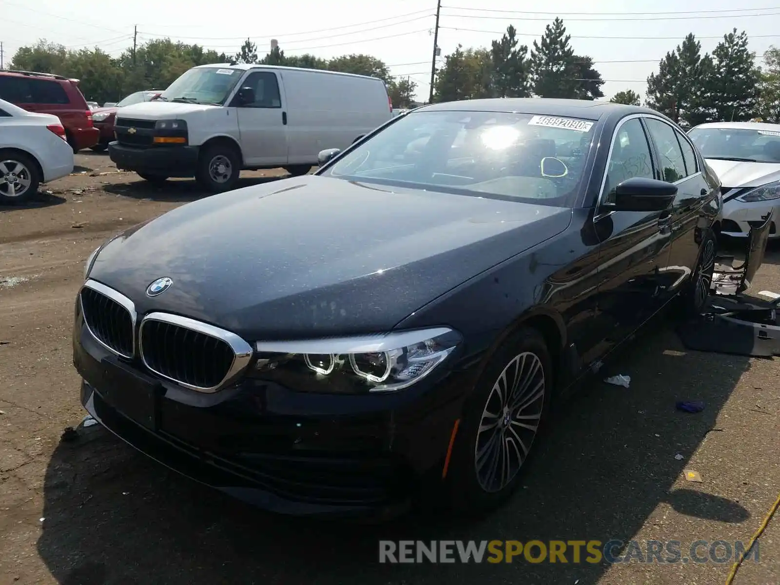 2 Photograph of a damaged car WBAJA5C5XKBX86903 BMW 5 SERIES 2019