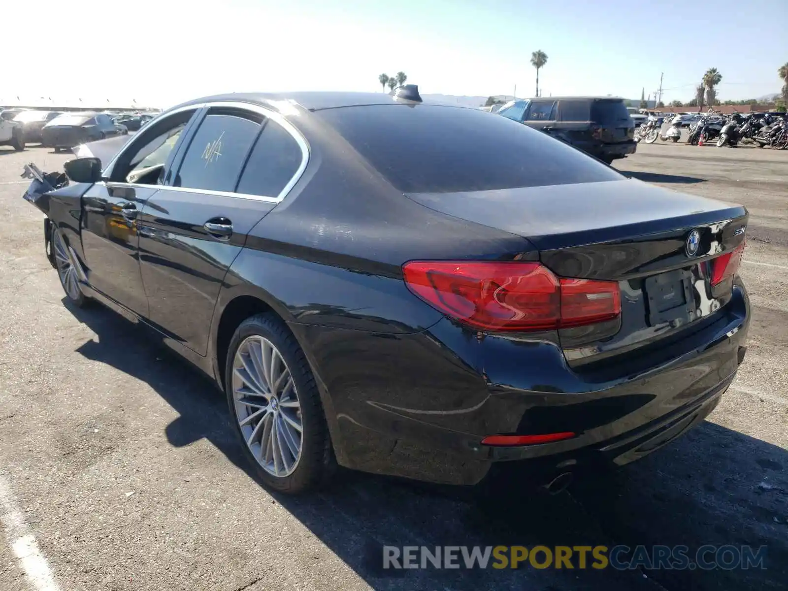 3 Photograph of a damaged car WBAJA5C5XKBX87792 BMW 5 SERIES 2019