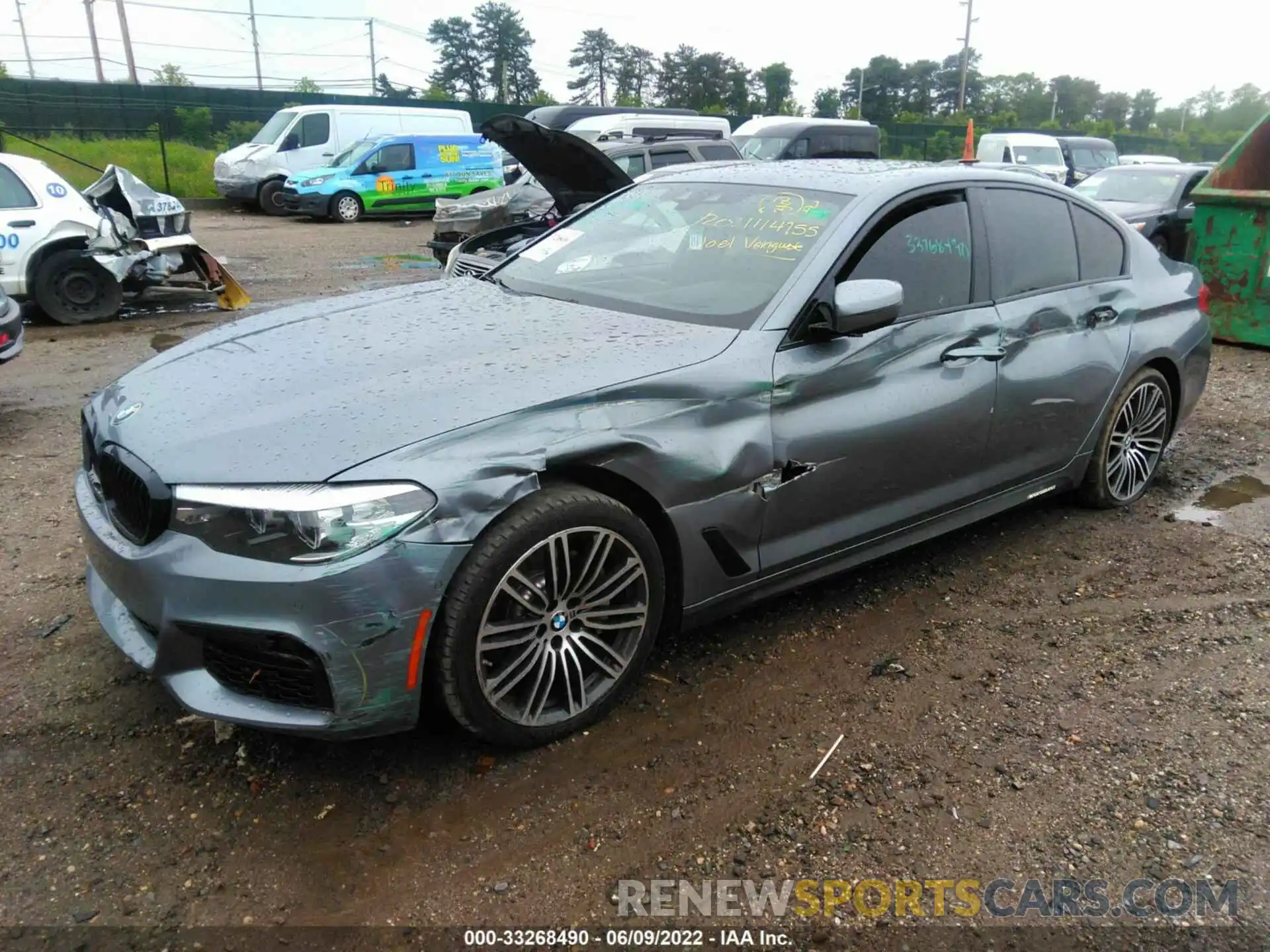 2 Photograph of a damaged car WBAJA5C5XKG900921 BMW 5 SERIES 2019