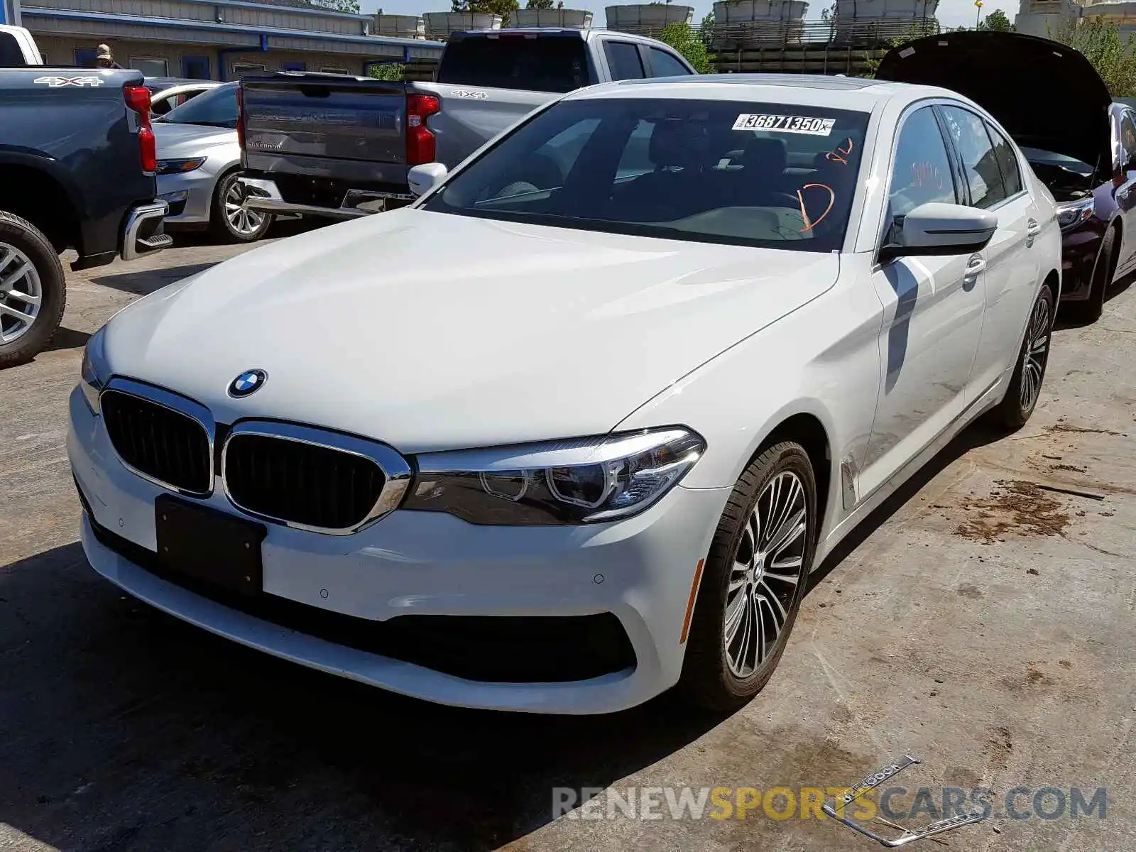 2 Photograph of a damaged car WBAJA5C5XKWW37030 BMW 5 SERIES 2019